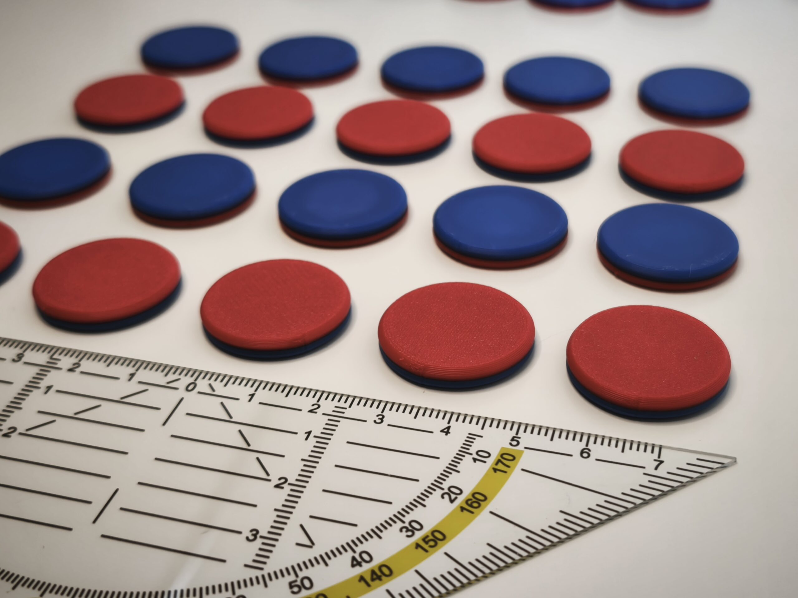 Rot-blaue Wendeplättchen