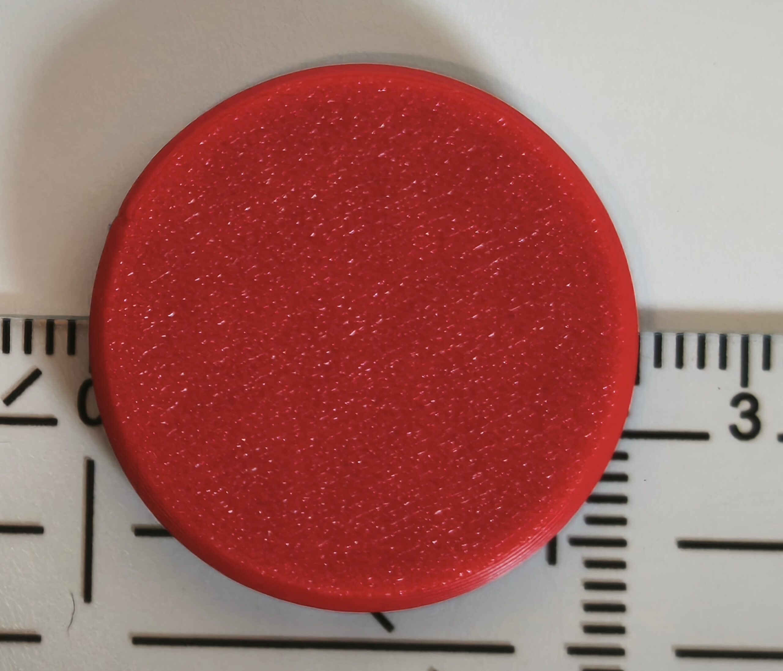 Nahaufnahme eines Wendeplättchens für den Mathematikunterricht